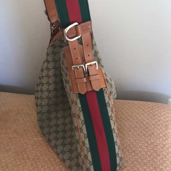 Purse - Picture 2 of 3